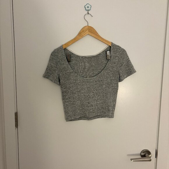 Aritzia Wilfred free Heathered grey crop top - Picture 2 of 2